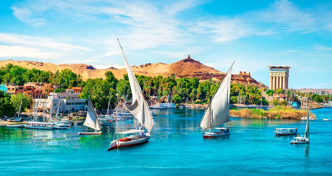 Magia de Egipto y Abu Simbel 8 dias, Incluye: Crucero Nilo y El Cairo en vuelo Charter